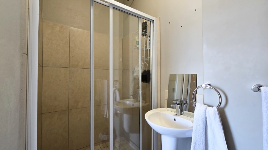 2 Bedroom Property for Sale in Nahoon Valley Park Eastern Cape